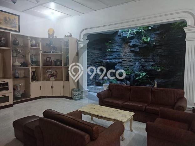 Jual Rumah Luas Megah Dengan View Eksklusif di Duri Kepa, Jakarta Barat Jual Rumah Luas Megah Dengan View Eksklusif di Duri Kepa, Jakarta Barat