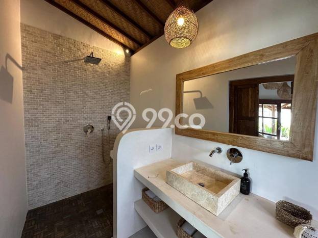 Vila di , Luas 275m2m², Dekat ke berbagai keperluan Vila di , Luas 275m2m², Dekat ke berbagai keperluan