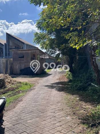 Tanah Disewakan Lokasi Badung Seluas 350m2 Strategis dan Aman Tanah Disewakan Lokasi Badung Seluas 350m2 Strategis dan Aman