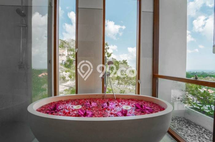Peluang Langka! Vila Kawasan , Area 100m2m², Lokasi Premium dekat dengan beragam kebutuhan Peluang Langka! Vila Kawasan , Area 100m2m², Lokasi Premium dekat dengan beragam kebutuhan