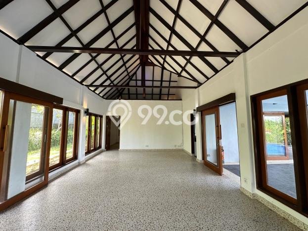 Vila di , Luas 1000m2m², Akses ke Fasilitas Umum Vila di , Luas 1000m2m², Akses ke Fasilitas Umum