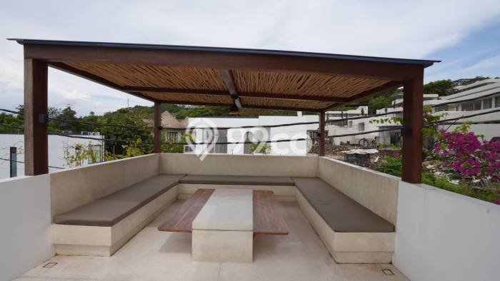 PELUANG INVESTASI! Vila di , Luas 270m2m², Prospek Bagus PELUANG INVESTASI! Vila di , Luas 270m2m², Prospek Bagus