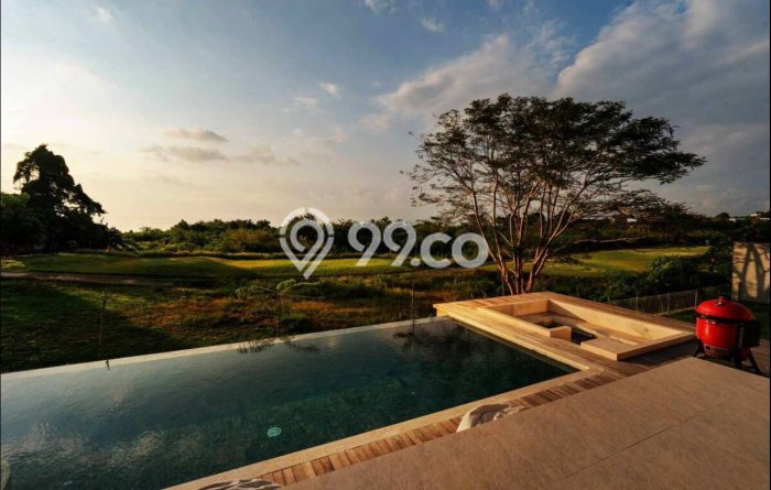 Vila Terawat di , Area 1059m2m², Posisi Strategis dengan jalan mudah Vila Terawat di , Area 1059m2m², Posisi Strategis dengan jalan mudah
