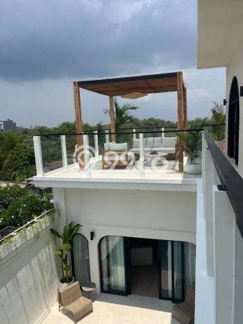DIJUAL! Vila Kawasan , Luas 210m2m², Lokasi Strategis DIJUAL! Vila Kawasan , Luas 210m2m², Lokasi Strategis
