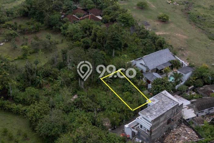 Tanah Kavling Disewakan di uluwatu dengan Luas 400m2 Tanah Kavling Disewakan di uluwatu dengan Luas 400m2