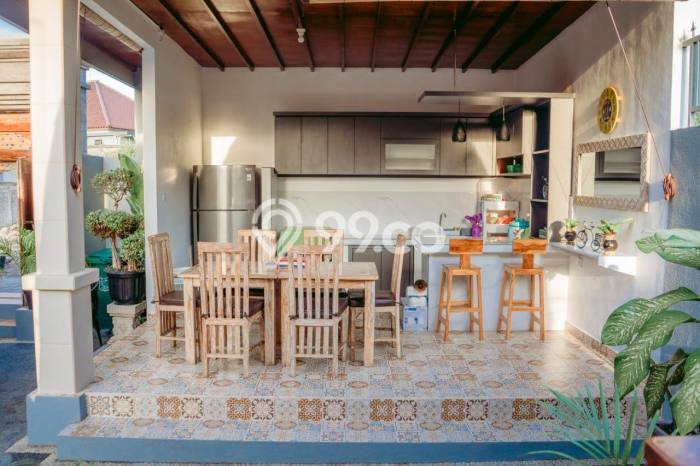 Properti Berkualitas! Vila Kawasan , Ukuran 200m2m², Kondisi Prima Properti Berkualitas! Vila Kawasan , Ukuran 200m2m², Kondisi Prima
