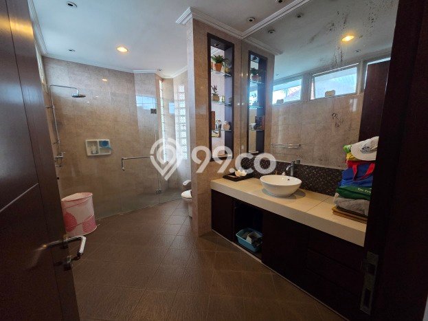 Dijual Rumah Mewah Megah Dengan View Cantik di Permata Hijau, Jakarta Selatan Dijual Rumah Mewah Megah Dengan View Cantik di Permata Hijau, Jakarta Selatan