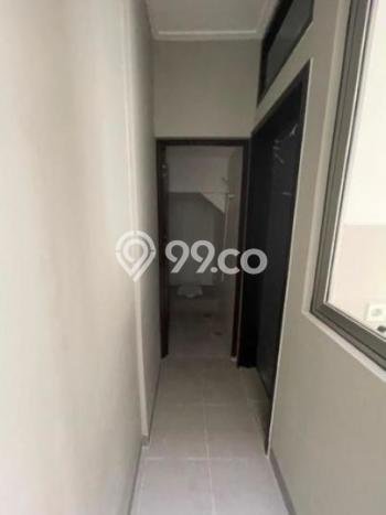 Disewakan! Rumah 2 Kamar Tidur &
1 Kamar Mandi di Pantai Indah Kapuk 2, Jakarta Utara Disewakan! Rumah 2 Kamar Tidur &
1 Kamar Mandi di Pantai Indah Kapuk 2, Jakarta Utara
