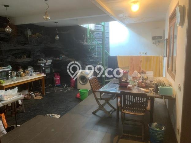 Rumah Elit Modern Tanpa Renovasi di mekar wangi Bandung Rumah Elit Modern Tanpa Renovasi di mekar wangi Bandung