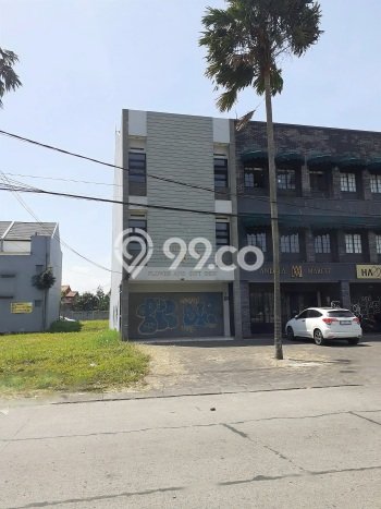 Lokasi Strategis! Dijual Ruko Bisnis di Batununggal, Bandung Kondisi Bagus Lokasi Strategis! Dijual Ruko Bisnis di Batununggal, Bandung Kondisi Bagus