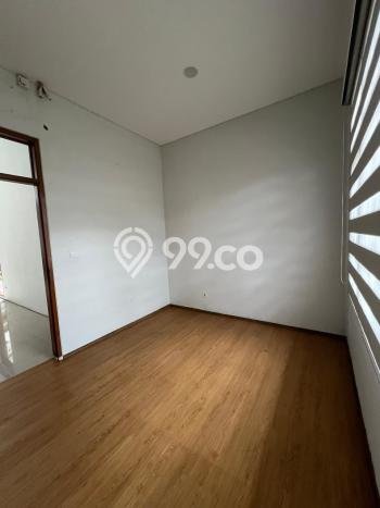 Rumah sewa siap huni 4 KT di Singgasana, Bandung Rumah sewa siap huni 4 KT di Singgasana, Bandung