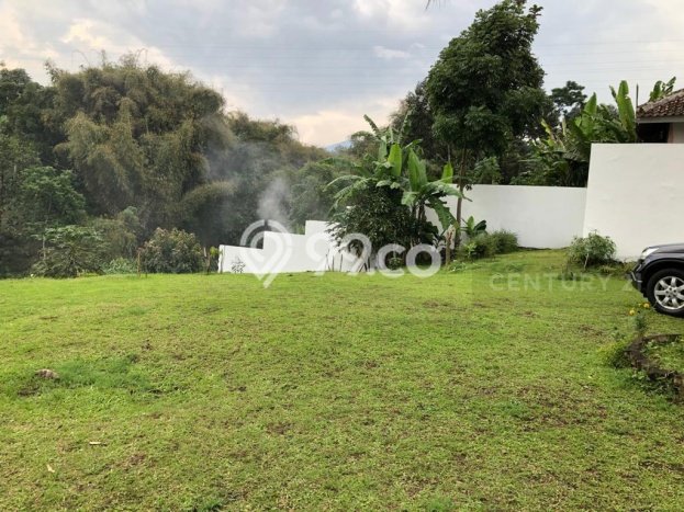 LOKASI PREMIUM! Tanah Kawasan Cimahi, Luas 2500m2m², Cocok untuk Investasi LOKASI PREMIUM! Tanah Kawasan Cimahi, Luas 2500m2m², Cocok untuk Investasi