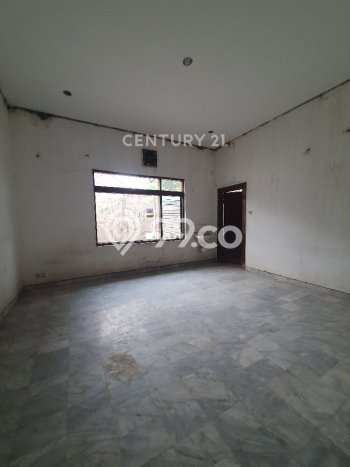 HUNIAN IMPIAN! Rumah di Burangrang, 3 KT, Free Banjir, Luas 700m2m² LB 500m2m² HUNIAN IMPIAN! Rumah di Burangrang, 3 KT, Free Banjir, Luas 700m2m² LB 500m2m²
