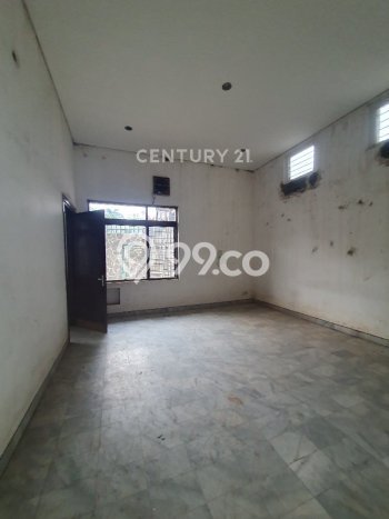 HUNIAN IMPIAN! Rumah di Burangrang, 3 KT, Free Banjir, Luas 700m2m² LB 500m2m² HUNIAN IMPIAN! Rumah di Burangrang, 3 KT, Free Banjir, Luas 700m2m² LB 500m2m²