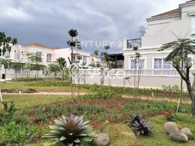 Ready to Use! Premium House LT 286m2 Desain Elegan di Terusan Buah Batu Ready to Use! Premium House LT 286m2 Desain Elegan di Terusan Buah Batu