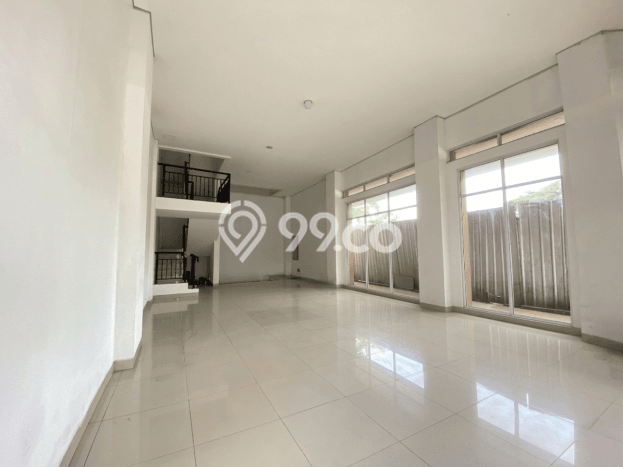 Ruko Dijual di Jakarta Timur LT 109m2 & LB 227m2 Lokasi Terbaik! Ruko Dijual di Jakarta Timur LT 109m2 & LB 227m2 Lokasi Terbaik!