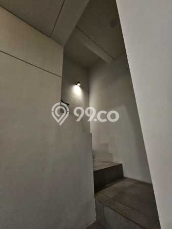 Rumah Kontrakan Tangerang LT 50m2 LB 70m2 Area BSD City Rumah Kontrakan Tangerang LT 50m2 LB 70m2 Area BSD City