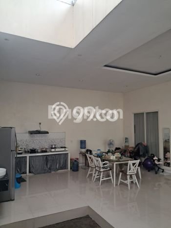Rumah Impian dengan 3 Kamar Tidur di Lingkungan Asri Taman, Sidoarjo Rumah Impian dengan 3 Kamar Tidur di Lingkungan Asri Taman, Sidoarjo