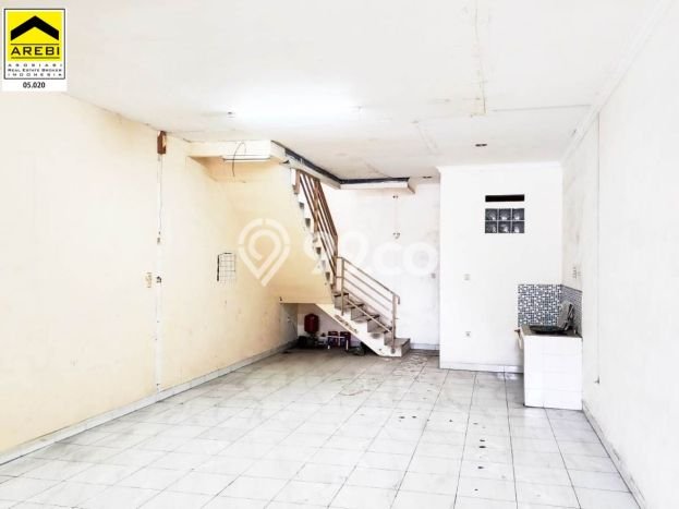 Ruko Bagus Dijual LB 225m2 Lokasi Strategis Bandung Area Cocok untuk Bisnis Ruko Bagus Dijual LB 225m2 Lokasi Strategis Bandung Area Cocok untuk Bisnis