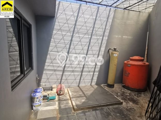 Unit Ruko Dijual di Bandung LT 123m2 & LB 220m2 Unit Ruko Dijual di Bandung LT 123m2 & LB 220m2