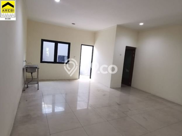 Unit Ruko Dijual di Bandung LT 123m2 & LB 220m2 Unit Ruko Dijual di Bandung LT 123m2 & LB 220m2