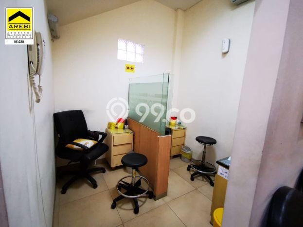 Ruko Dijual di Prime Area Bandung Luas 200m2 Ruko Dijual di Prime Area Bandung Luas 200m2