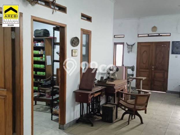 Ruko Paling Dicari LB 300m2 Dijual di Antapani Ruko Paling Dicari LB 300m2 Dijual di Antapani