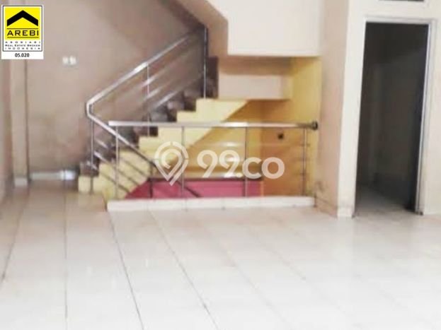 Ruko Dijual di Bandung LT 90m2 & LB 220m2 Lokasi Terbaik! Ruko Dijual di Bandung LT 90m2 & LB 220m2 Lokasi Terbaik!