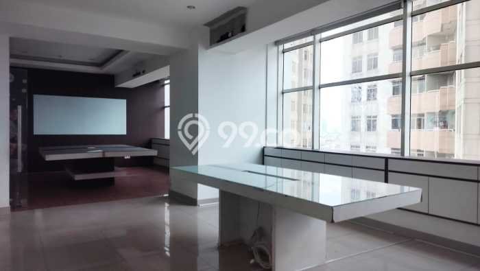 Kantor Dijual Lokasi Stratagis di Palmerah Jakarta Barat Cocok untuk Investasi Kantor Dijual Lokasi Stratagis di Palmerah Jakarta Barat Cocok untuk Investasi