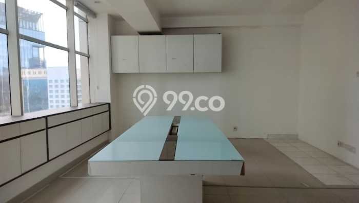 Kantor Dijual Lokasi Stratagis di Palmerah Jakarta Barat Cocok untuk Investasi Kantor Dijual Lokasi Stratagis di Palmerah Jakarta Barat Cocok untuk Investasi