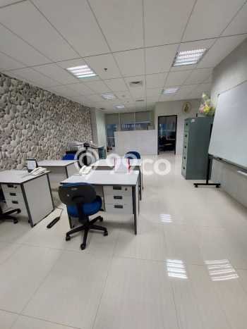 Area Ramai! Kantor Dijual di Kembangan untuk Bisnis Luas Bangunan 125m2 Area Ramai! Kantor Dijual di Kembangan untuk Bisnis Luas Bangunan 125m2