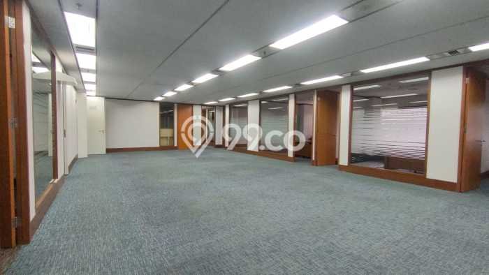 FOR RENT! Kantor di Setiabudi Cocok untuk Bisnis 200m2 FOR RENT! Kantor di Setiabudi Cocok untuk Bisnis 200m2
