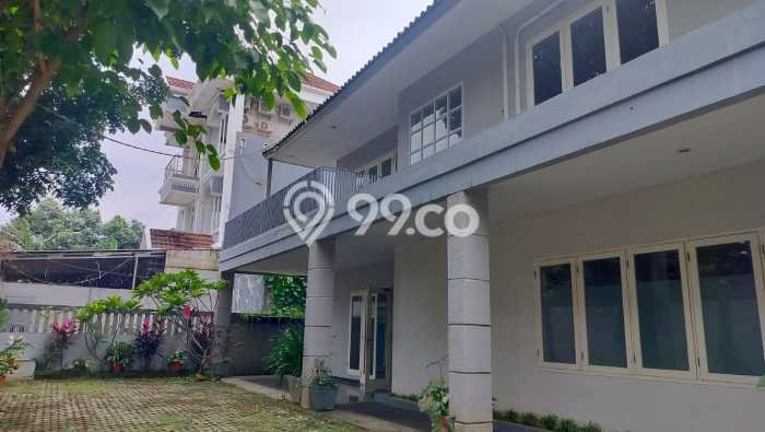 Rumah Mewah LB 400m2 Siap Pakai Desain Elegan di Cikini, Jakarta Pusat Rumah Mewah LB 400m2 Siap Pakai Desain Elegan di Cikini, Jakarta Pusat