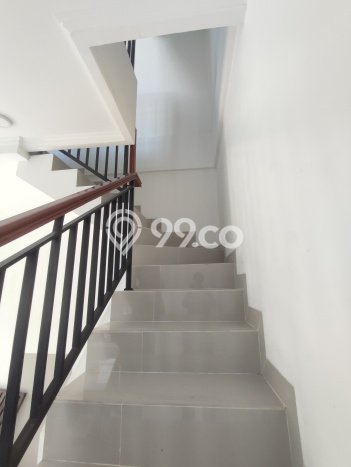 Lokasi Strategis! Dijual Ruko Bisnis di Kemayoran, Jakarta Pusat Kondisi Bagus Lokasi Strategis! Dijual Ruko Bisnis di Kemayoran, Jakarta Pusat Kondisi Bagus