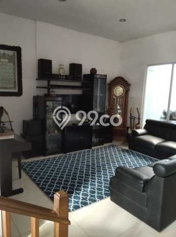 Hunian Cantik Modern Lb 200m2 di Ciracas, Jakarta Timur Hunian Cantik Modern Lb 200m2 di Ciracas, Jakarta Timur