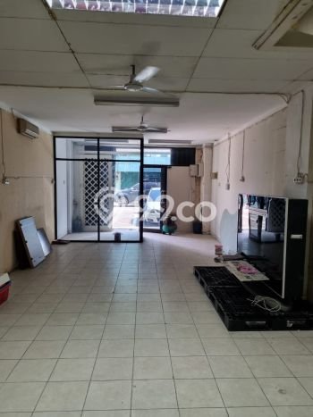 Ruko Dijual di Jakarta Utara LT 75m2 & LB 250m2 Lokasi Terbaik! Ruko Dijual di Jakarta Utara LT 75m2 & LB 250m2 Lokasi Terbaik!