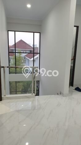 Hunian Elit LB 194m2 Siap Pakai Desain Elegan di Sunter, Jakarta Utara Hunian Elit LB 194m2 Siap Pakai Desain Elegan di Sunter, Jakarta Utara