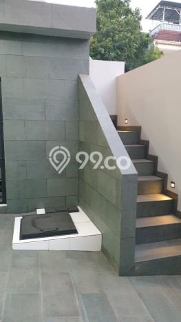 Hunian Elit LB 194m2 Siap Pakai Desain Elegan di Sunter, Jakarta Utara Hunian Elit LB 194m2 Siap Pakai Desain Elegan di Sunter, Jakarta Utara