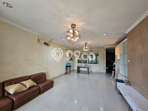 Rumah Luxury Modern Tanpa Renovasi di Pantai Indah Kapuk Jakarta Utara Rumah Luxury Modern Tanpa Renovasi di Pantai Indah Kapuk Jakarta Utara