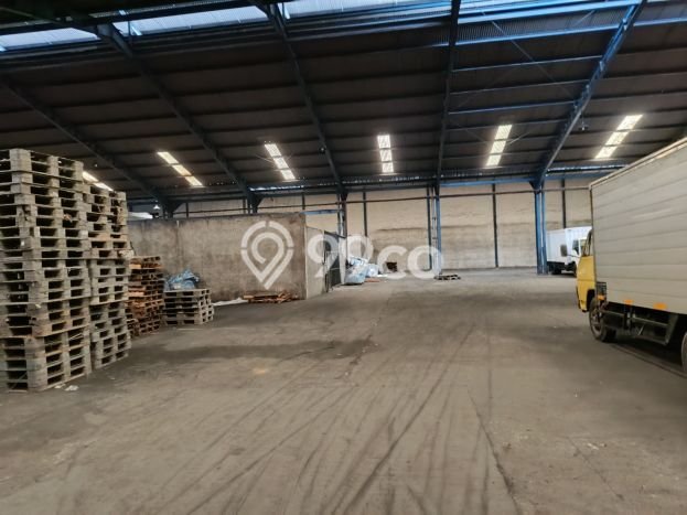 Disewakan Gudang di Kawasan Ramai Tangerang Kota Luas 4820m2 Disewakan Gudang di Kawasan Ramai Tangerang Kota Luas 4820m2