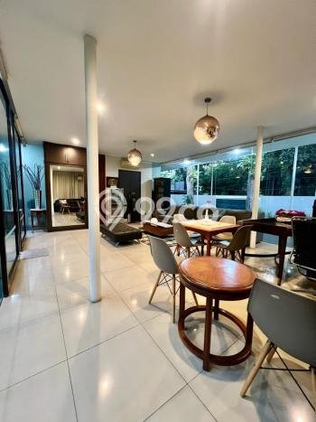 Dijual Hunian Mewah dengan Fasilitas Sekitar Komplit di Kebayoran Baru, Jakarta Selatan Dijual Hunian Mewah dengan Fasilitas Sekitar Komplit di Kebayoran Baru, Jakarta Selatan