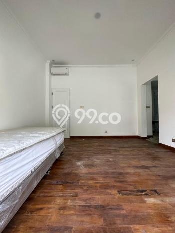 Rumah Eksklusif Siap Huni LT 350m2 di Tebet, Jakarta Selatan Rumah Eksklusif Siap Huni LT 350m2 di Tebet, Jakarta Selatan