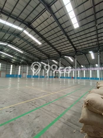 Gudang Area Bisnis di , Luas 8000m2m², Kawasan Niaga Gudang Area Bisnis di , Luas 8000m2m², Kawasan Niaga