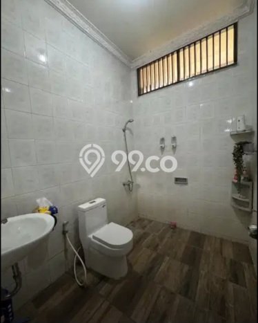 For Sale! Luxury House LT 523m2 Desain Modern di Kemang Pratama For Sale! Luxury House LT 523m2 Desain Modern di Kemang Pratama