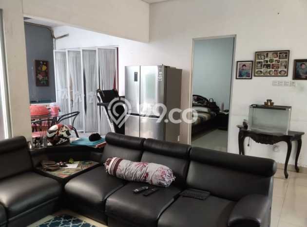 Hunian Cantik Modern Lb 200m2 di Ciracas, Jakarta Timur Hunian Cantik Modern Lb 200m2 di Ciracas, Jakarta Timur