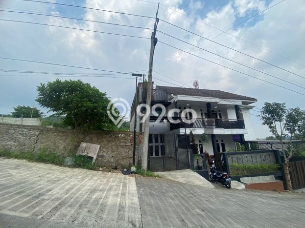 For Sale Hunian Rumah Terawat 6 KT di Cimahi, Bandung For Sale Hunian Rumah Terawat 6 KT di Cimahi, Bandung
