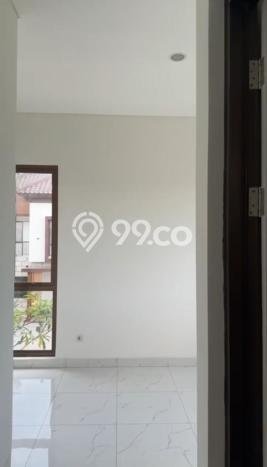 Rumah Luas Asri 3 KT Siap Pakai di Cikupa Citra Raya Tangerang Rumah Luas Asri 3 KT Siap Pakai di Cikupa Citra Raya Tangerang