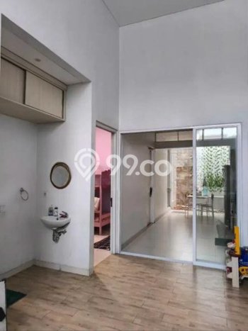 HARGA SPECIAL! Rumah Asri di , LT 114m2m² LB 90m2m² HARGA SPECIAL! Rumah Asri di , LT 114m2m² LB 90m2m²