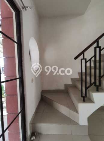 Disewakan! Rumah 2 Kamar Tidur &
2 Kamar Mandi di Green Lake City, Jakarta Barat Disewakan! Rumah 2 Kamar Tidur &
2 Kamar Mandi di Green Lake City, Jakarta Barat