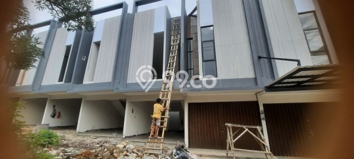 FOR SALE! Ruko di Citeureup Bogor, LT 48m2, LB 67m2 FOR SALE! Ruko di Citeureup Bogor, LT 48m2, LB 67m2